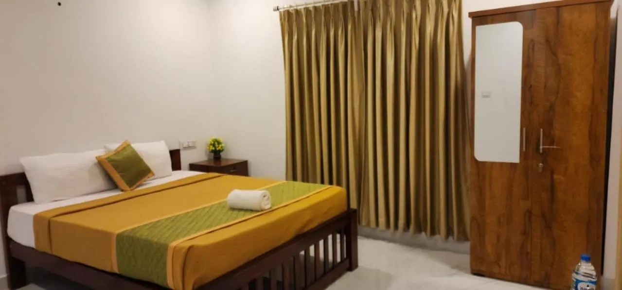 Rose County Apartments & Resort テッカディ インド
