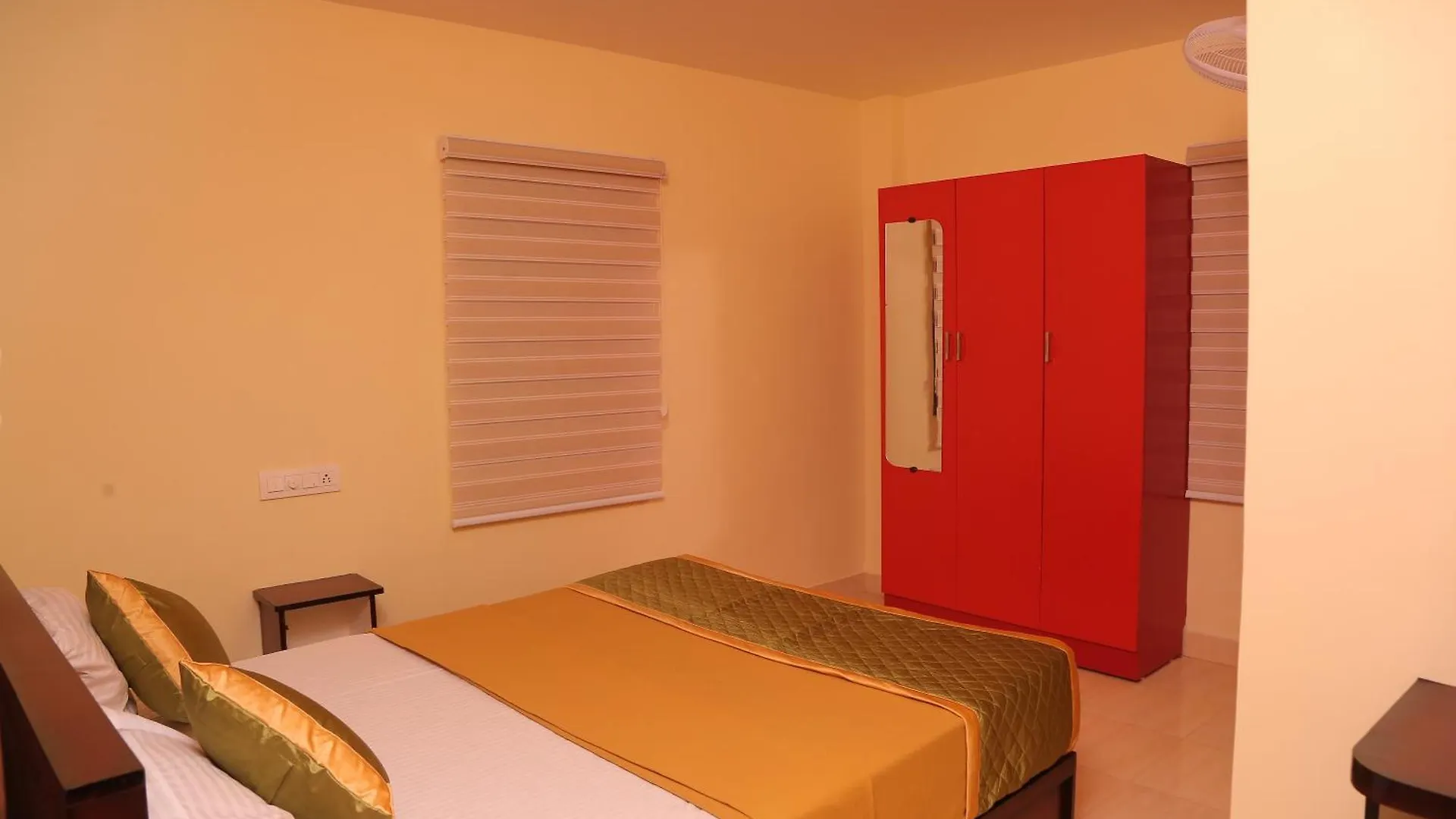 Rose County Apartments & Resort Thekkady